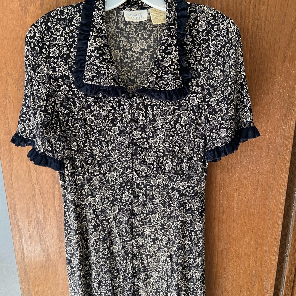 Elegant Black Floral Midi Dress